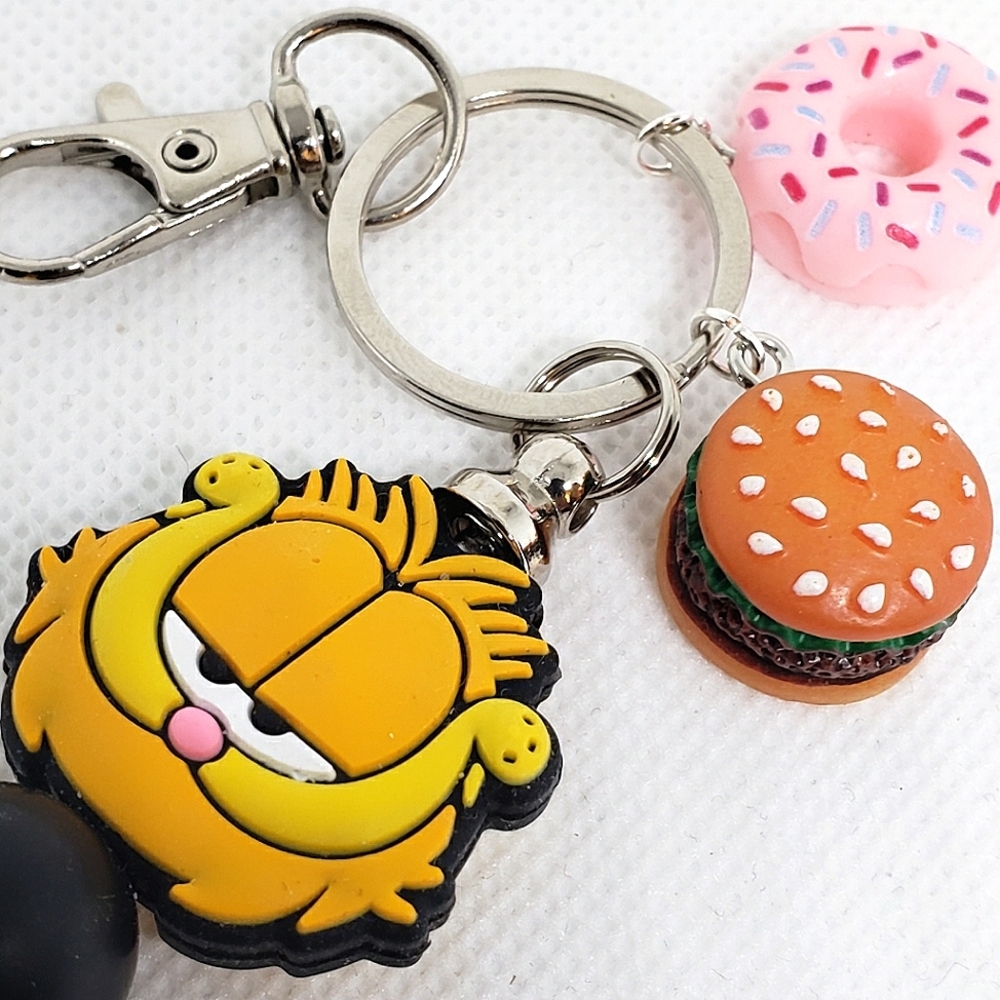 Handmade Garfield Silicone Beaded Keychain - Picture 4 of 4
